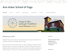 Tablet Screenshot of annarborschoolofyoga.com